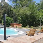 Prázdninový dům Paisible Avec Piscine, Terrasse Et Wifi En Pleine Foret Pour 4 Pers - Fr-1-589-662