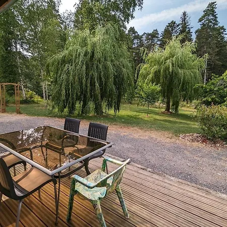 Country house Paisible Avec Piscine, Terrasse Et Wifi En Pleine Foret Pour 4 Pers Saint-Remy (Vosges)