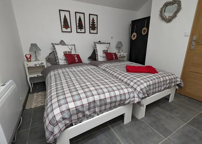 Paisible Avec Piscine, Terrasse Et Wifi En Pleine Foret Pour 4 Pers - Fr-1-589-662 Holiday home