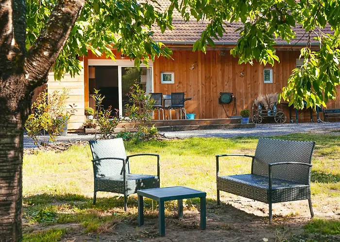 Paisible Avec Piscine, Terrasse Et Wifi En Pleine Foret Pour 4 Pers - Fr-1-589-662 Holiday home